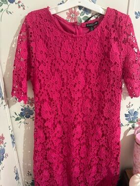 Nina Leonard Fuchsia Floral Lace Shift Dress